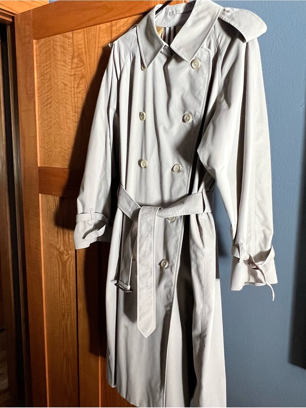 Burberry beige Double-Breasted Trench Coat